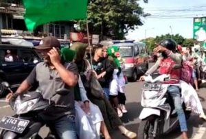 Sukseskan Acara Seabad NU, Warga Sidoarjo Menjadi Ojek Dadakan