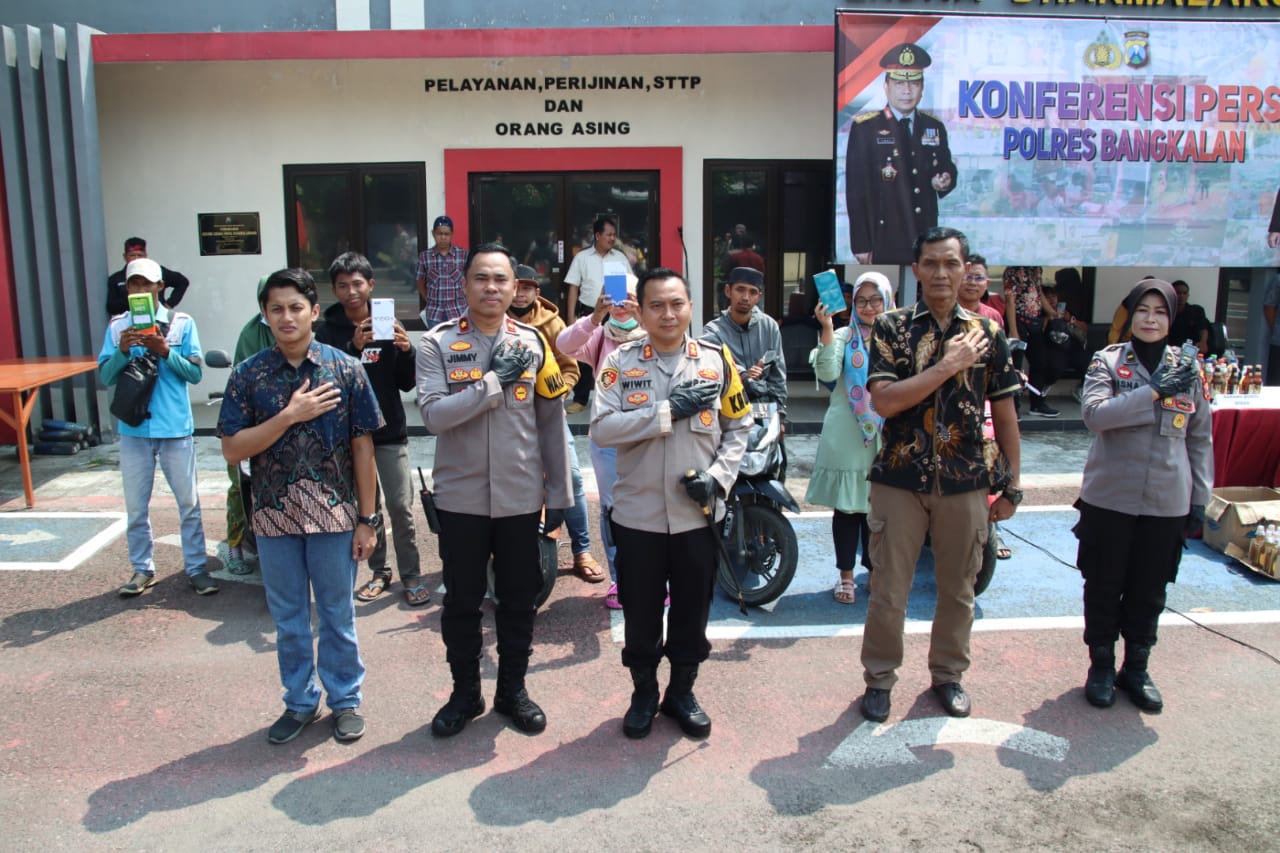 Tanpa Judul 6