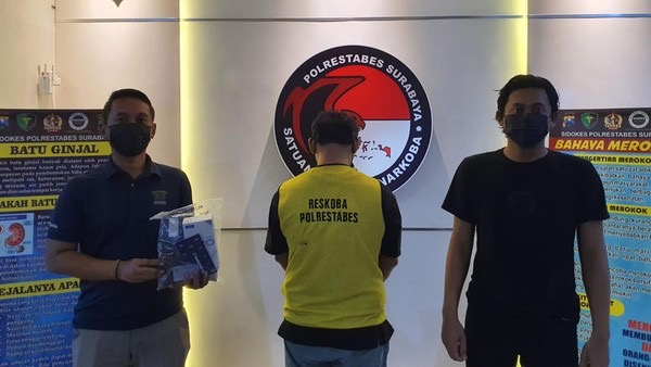 Polres Surabaya Tangkap Pengedar Narkoba Dirumah Kosnya