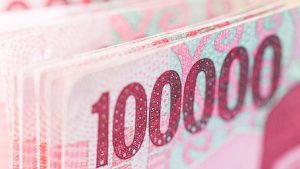 Pekerja Surabaya Usulkan UMK 2024 Naik 15%