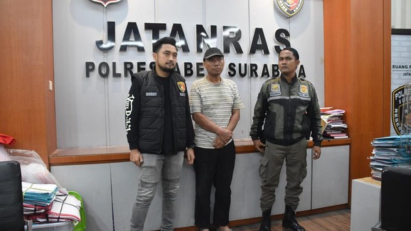 Viral Pengemis Surabaya Paksa Minta Uang Rp 5 Ribu
