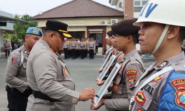 15 pamekasan jazuli