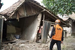 Laznas LMI Akui Temui Kendala Saat Pendistribusian Bantuan Logistik Korban Gempa di Bawean