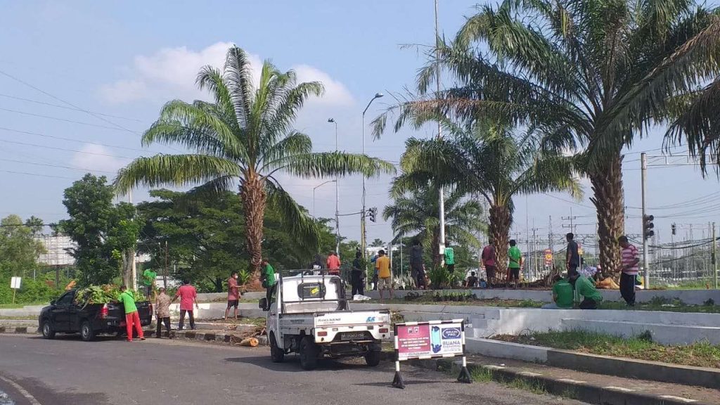 Pemkab Bangkalan Percantik Taman Kota Simpang Tiga Tangkel