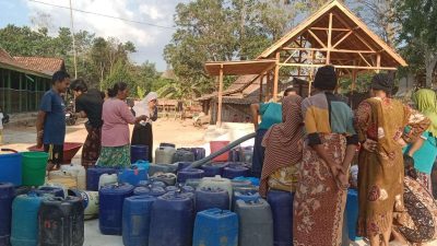 Distribusikan Air Bersih, Pemkab Sampang Pakai Dana Talangan