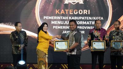Pemkab Sidoarjo Raih Penghargaan KI Award 2024