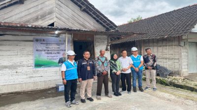 Ratusan Rumah di Bojonegoro Terima Bantuan Pemasangan Listrik
