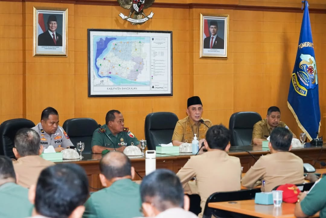 kabupaten bangkalan 161637032