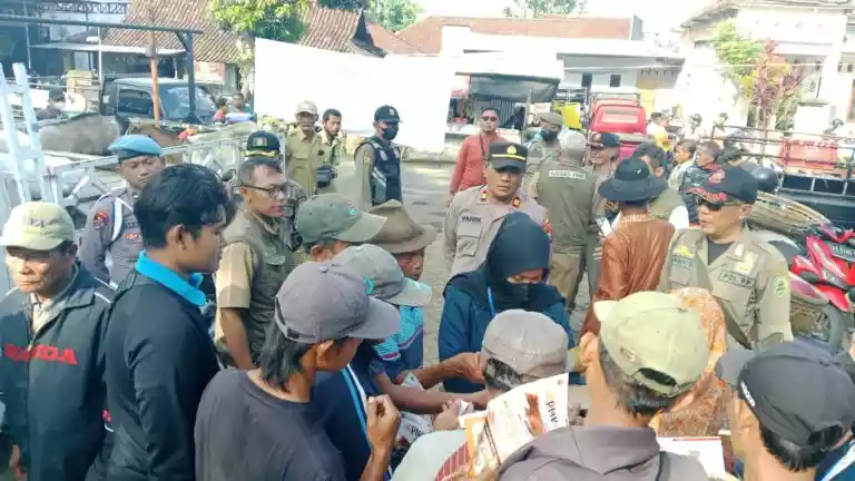 Pasar Hewan Trenggalek 768x432 1