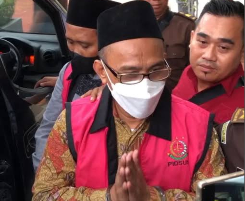 Tiga Petinggi Ponpes di Gresik Ditahan Kasus Hibah Jatim