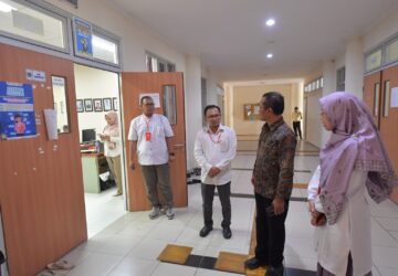 Rektor UTM Tinjau Perdana Uji Kompetensi PPG, Pastikan Berjalan Sesuai Standar Nasional